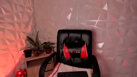 Abby Saenz online show from May 15, 2026, 11:34 pm