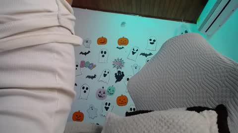 ABBY online show from October 21, 2025, 11:22 am