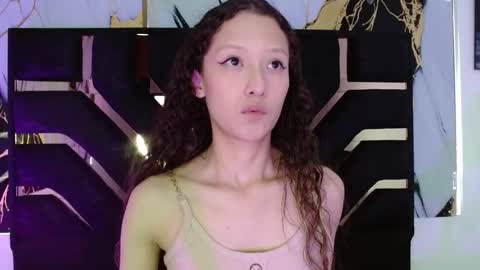 abbycute online show from November 18, 2025, 2:43 pm