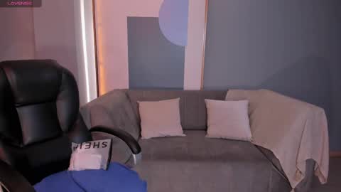 Abby Dalton  online show from March 5, 2025, 5:39 pm