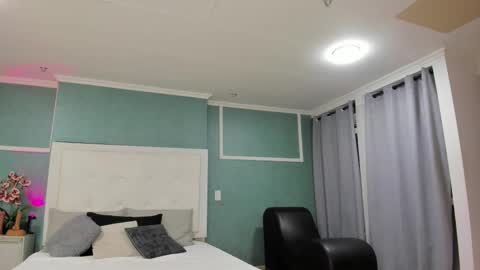 Abby Dixon  online show from February 14, 2026, 11:51 am