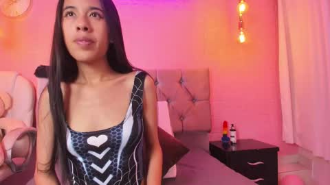 Naomy king  online show from October 2, 2025, 9:55 pm