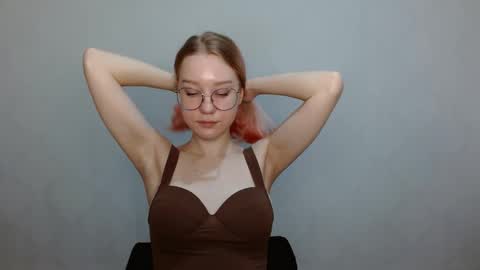 Snapshot of abbymoore__ chatting on December 18, 2024, 9:14 am Abby Lovense is active online show from December 18, 2024, 9:14 am