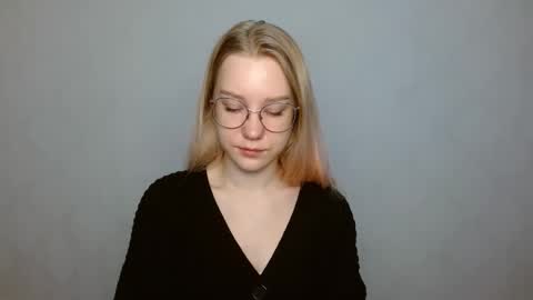 Snapshot of abbymoore__ chatting on January 17, 2025, 10:22 am Abby Lovense is active online show from January 17, 2025, 10:22 am