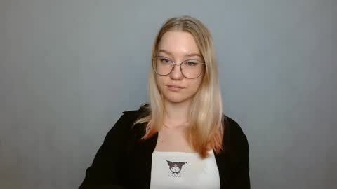 Snapshot of abbymoore__ chatting on January 21, 2025, 1:22 pm Abby Lovense is active online show from January 21, 2025, 1:22 pm