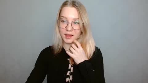 Snapshot of abbymoore__ chatting on February 7, 2025, 9:58 am Abby Lovense is active online show from February 7, 2025, 9:58 am