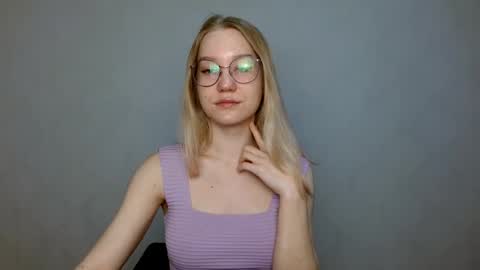 Snapshot of abbymoore__ chatting on March 2, 2025, 8:59 am Abby Lovense is active online show from March 2, 2025, 8:59 am
