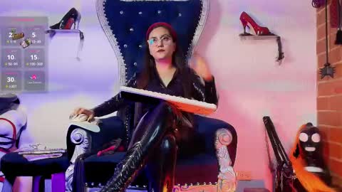 Snapshot of abbymora chatting on November 5, 2025, 3:39 am Miss Abby online show from November 5, 2025, 3:39 am