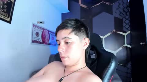 Abby Smith online show from October 28, 2025, 10:01 pm