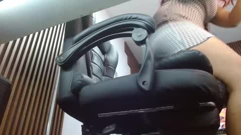 Abby Stones online show from February 18, 2025, 11:55 am