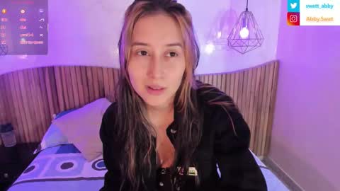 Snapshot of abbysweet1_ chatting on September 27, 2025, 11:37 am Abigail online show from September 27, 2025, 11:37 am