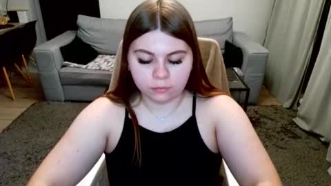 abbyvibe online show from November 7, 2025, 6:08 pm