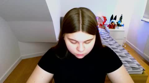 abbyvibe online show from December 19, 2025, 9:38 am