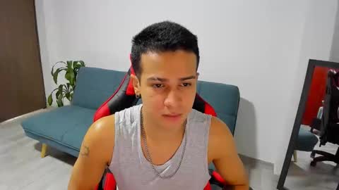 Independence model AbelAsburgo online show from March 11, 2026, 7:03 am