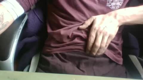 abelh99 online show from February 16, 2026, 3:52 pm