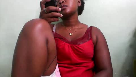 Snapshot of abella677022 chatting on March 2, 2026, 5:08 am abella677022 online show from March 2, 2026, 5:08 am