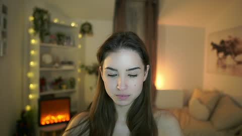 abella_danger_x online show from January 3, 2025, 6:03 pm