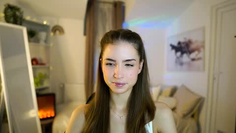 abella_danger_x online show from November 27, 2025, 9:11 am