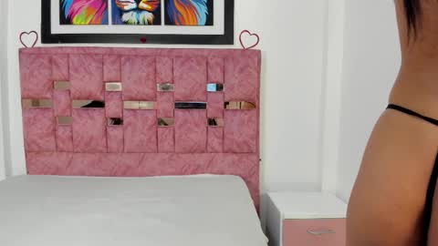 Snapshot of abella_lov chatting on October 24, 2025, 12:23 pm abella_lov online show from October 24, 2025, 12:23 pm