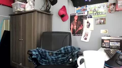 Snapshot of abennett76 chatting on June 18, 2026, 2:21 pm AJ online show from June 18, 2026, 2:21 pm