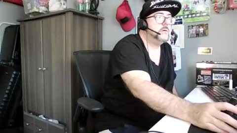 Snapshot of abennett76 chatting on July 9, 2026, 3:27 pm AJ online show from July 9, 2026, 3:27 pm