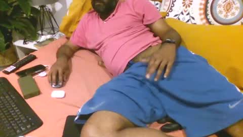 Snapshot of abhi_cam chatting on January 14, 2025, 1:47 am Naked Gentleman online show from January 14, 2025, 1:47 am