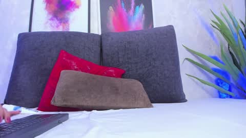 Abi online show from February 6, 2025, 8:50 am