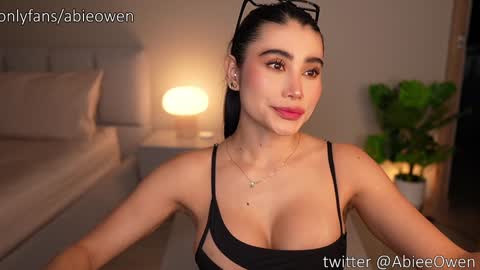 abie_owen online show from March 21, 2026, 12:15 am
