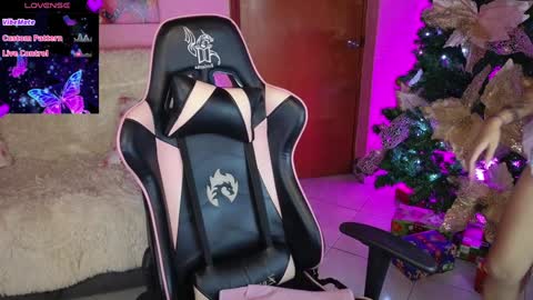 abigail_monroe__ online show from December 17, 2024, 4:12 am