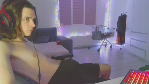 Snapshot of abobus123 chatting on December 16, 2024, 12:16 pm hi  cum in pvt noi extra tip online show from December 16, 2024, 12:16 pm