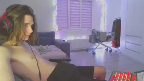 Snapshot of abobus123 chatting on December 18, 2024, 11:45 am hi  cum in pvt noi extra tip online show from December 18, 2024, 11:45 am