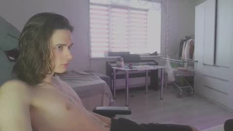 Snapshot of abobus123 chatting on February 16, 2025, 12:21 pm hi  cum in pvt noi extra tip online show from February 16, 2025, 12:21 pm