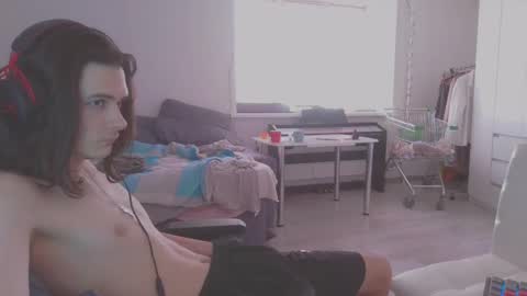 Snapshot of abobus123 chatting on February 25, 2025, 12:24 pm hi  cum in pvt noi extra tip online show from February 25, 2025, 12:24 pm