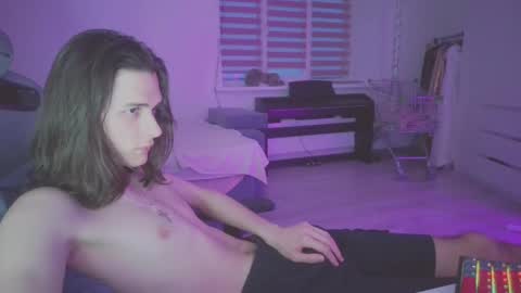 Snapshot of abobus123 chatting on March 1, 2025, 2:44 pm hi  cum in pvt noi extra tip online show from March 1, 2025, 2:44 pm