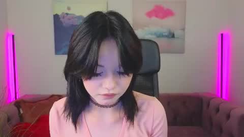 Lily online show from June 12, 2026, 8:13 am