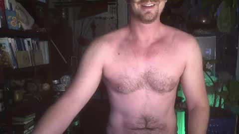 abracadanny777 online show from May 5, 2026, 12:35 pm