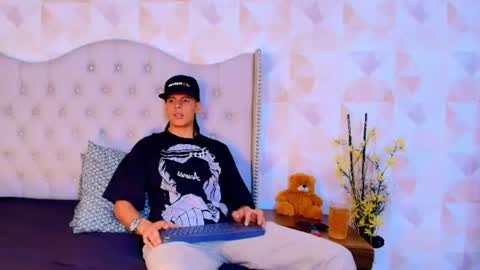  Abrovanel online show from July 1, 2026, 9:58 pm