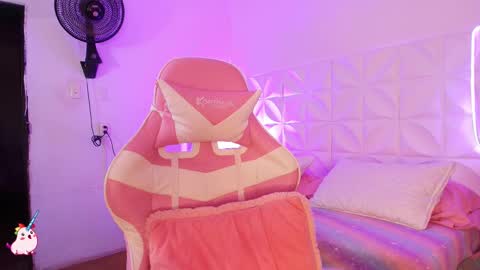 Snapshot of abril1_gh chatting on September 25, 2025, 10:19 am Abril online show from September 25, 2025, 10:19 am