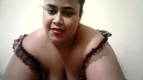 abril__ass online show from November 4, 2025, 3:44 pm