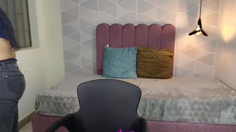 Snapshot of abril_matthews chatting on January 14, 2025, 12:03 pm ABRIL MATTHEWS online show from January 14, 2025, 12:03 pm