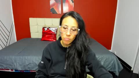 ABRIL online show from February 8, 2025, 8:53 pm