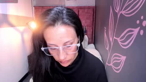 ABRIL online show from November 8, 2025, 11:43 am