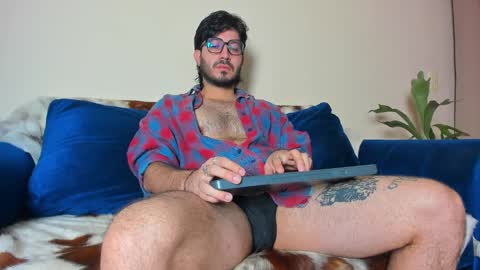 Snapshot of ackerman_eren_ chatting on January 19, 2025, 10:06 am R. online show from January 19, 2025, 10:06 am