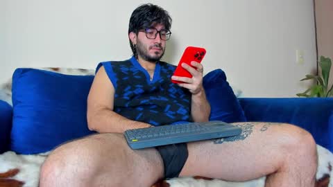 Snapshot of ackerman_eren_ chatting on January 30, 2025, 10:29 am R. online show from January 30, 2025, 10:29 am