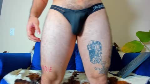 Snapshot of ackerman_eren_ chatting on February 24, 2025, 1:21 pm R. online show from February 24, 2025, 1:21 pm