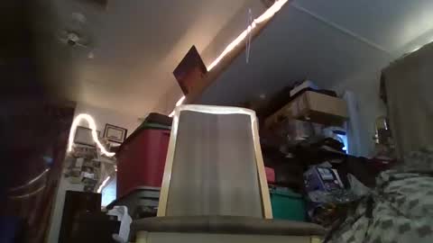 Snapshot of act_right_dub420 chatting on February 1, 2025, 5:37 pm act_right_dub420 online show from February 1, 2025, 5:37 pm