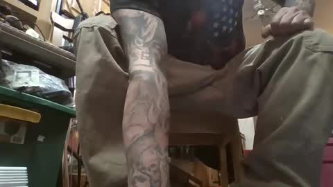 Snapshot of act_right_dub420 chatting on February 3, 2025, 7:10 pm act_right_dub420 online show from February 3, 2025, 7:10 pm