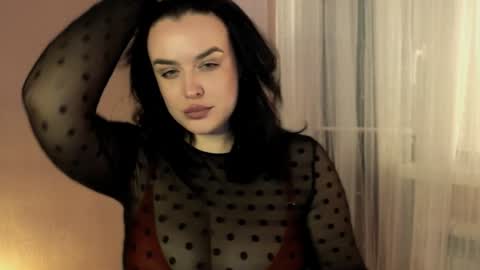 my inst   love inside 17 online show from December 24, 2024, 6:28 pm