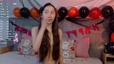 Akia online show from October 30, 2025, 6:26 am