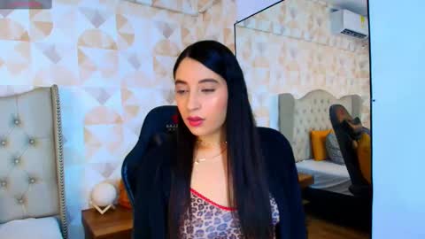 ada_elowen online show from October 8, 2025, 9:45 pm